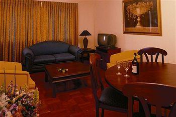 Sentinel Executive Apartment Hotel Pretoria-Noord Dış mekan fotoğraf